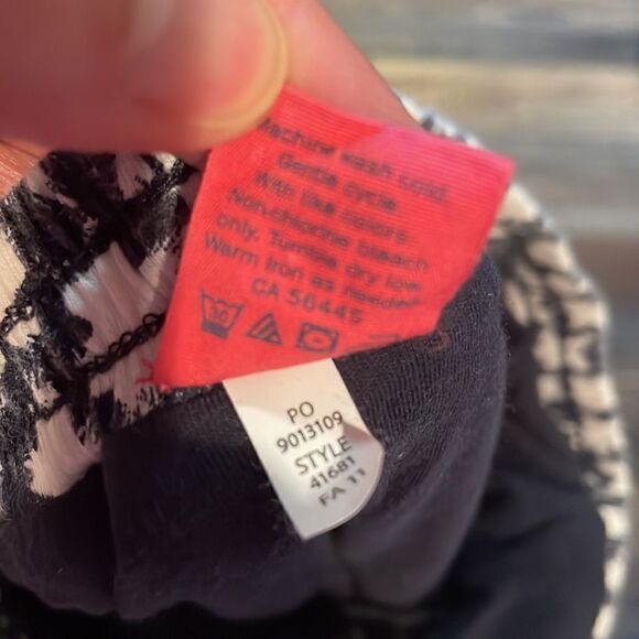 ✨Crewcuts by J Crew Navy & White Floral Bubble Skirt - Picture 4 of 4